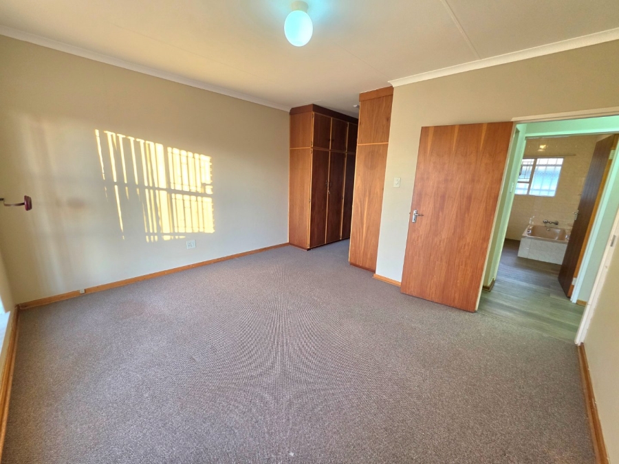 3 Bedroom Property for Sale in Eureka Free State